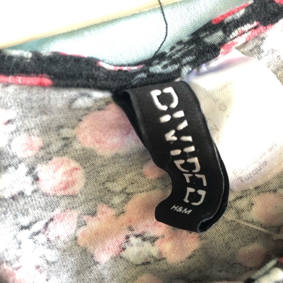 crop top - Picture 3 of 3